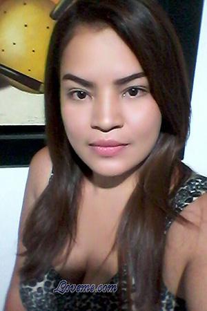 172025 - Carmela Age: 43 - Colombia
