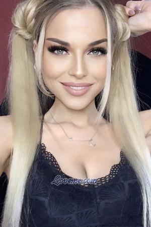 192181 - Oksana Age: 32 - Russia