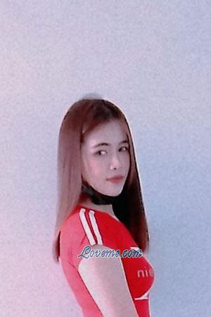 199411 - Parweena � Age: 22 - Thailand