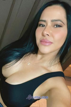 200176 - Yancy Age: 42 - Costa Rica