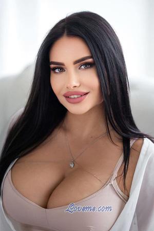 213191 - Viktoriia Age: 29 - Ukraine