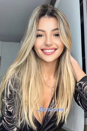 214701 - Oriana Age: 25 - Argentina