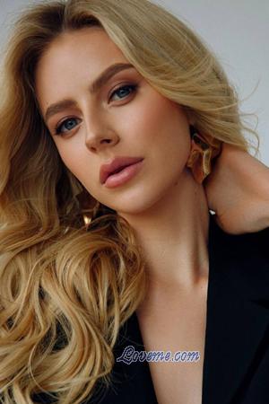 216193 - Anastasia Age: 23 - Ukraine