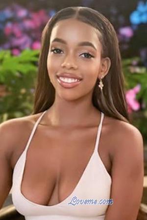 223029 - Valentina Age: 23 - Colombia