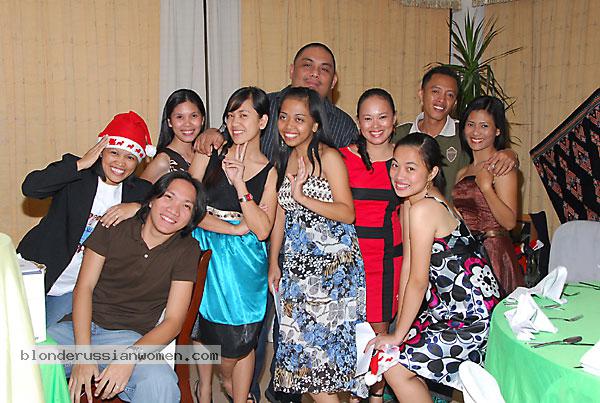 young-filipino-women-080